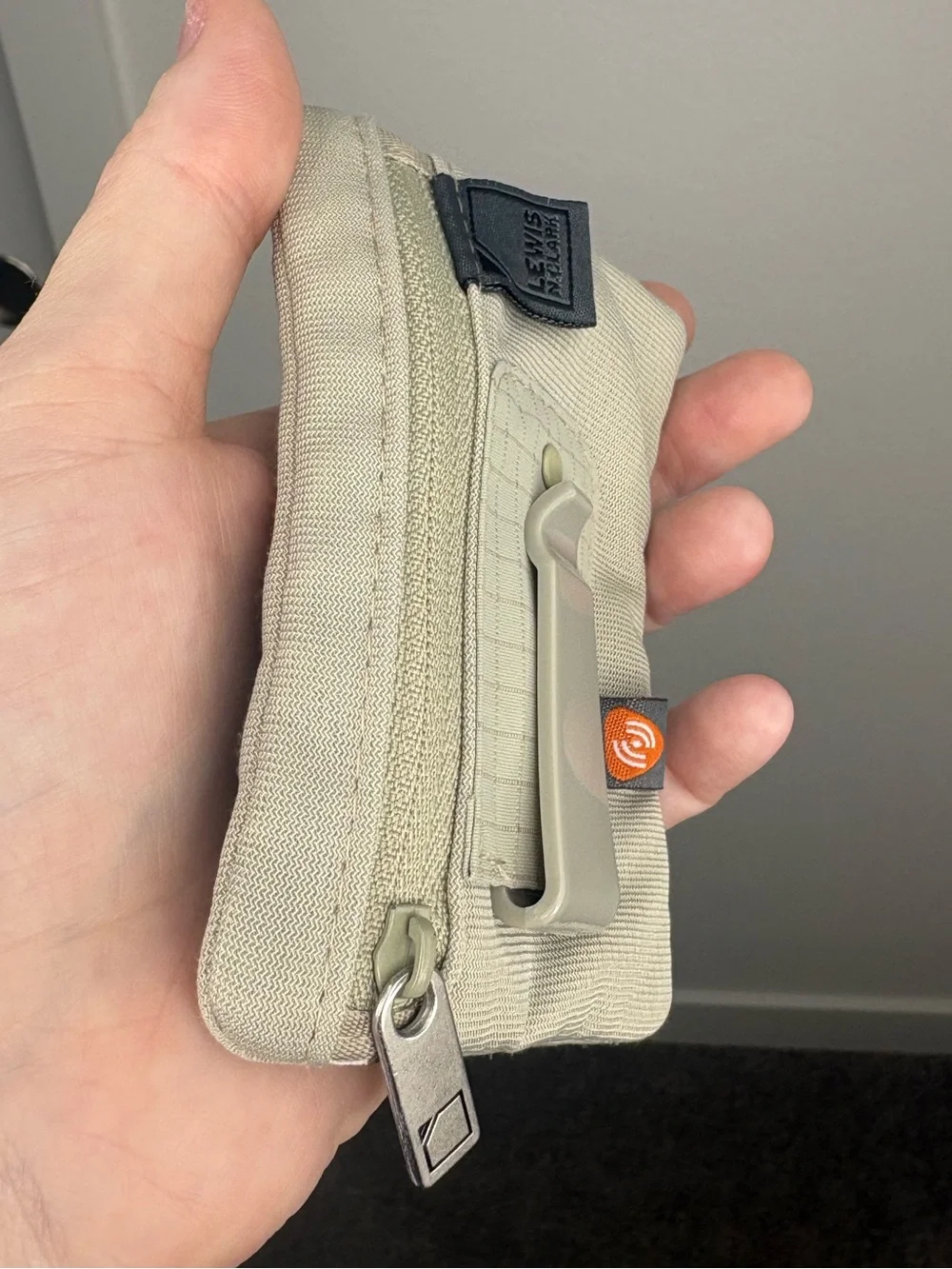 Lewis N. Clark RFID-Blocking Clip Stash